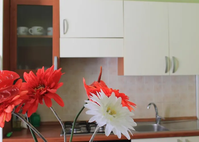 Matteotti Balcony تْشيفالو