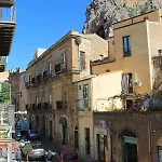 Matteotti Balcony Apartment Cefalu