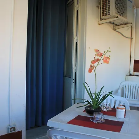 Adelfes Apartment Cefalu